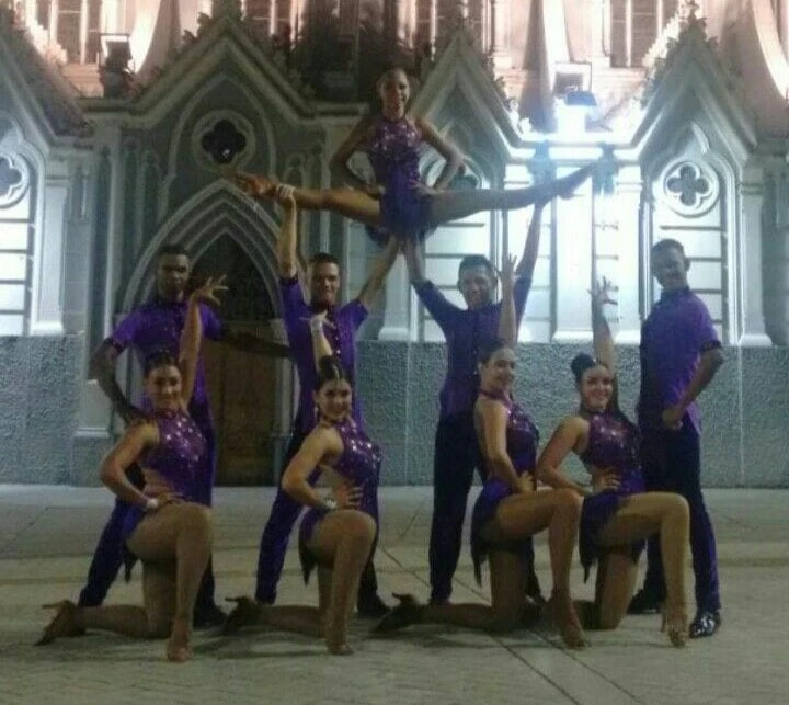 show de baile para fiestas