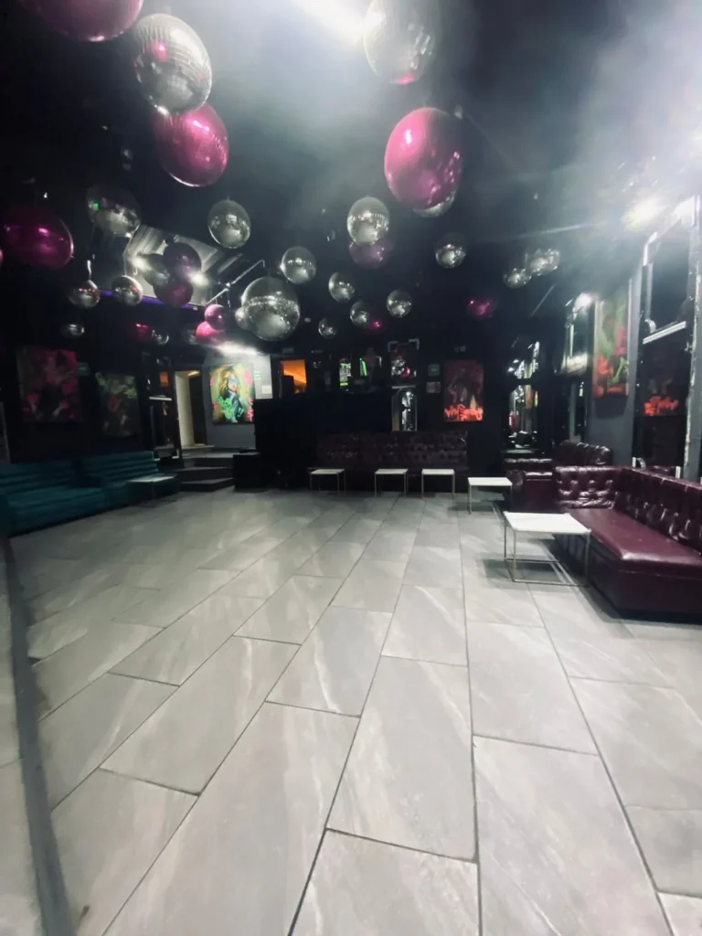 Antro Roma 4 — antro boutique en la Roma (4)