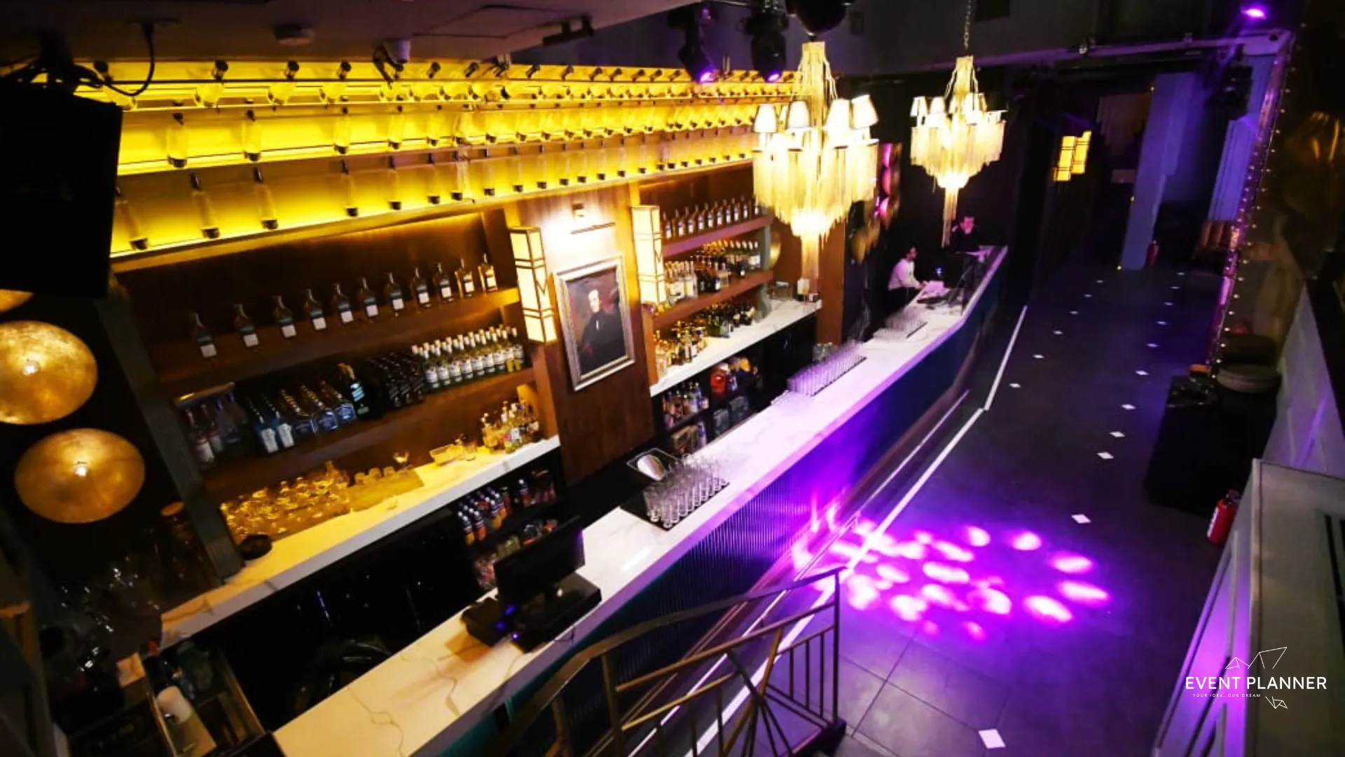 Antro Polanco 1 — barra
