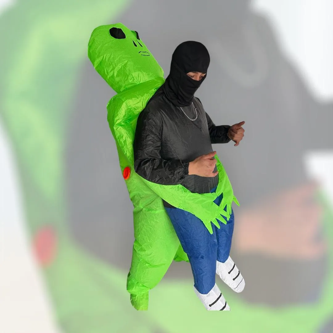 Alien inflable cabezón para eventos en CDMX