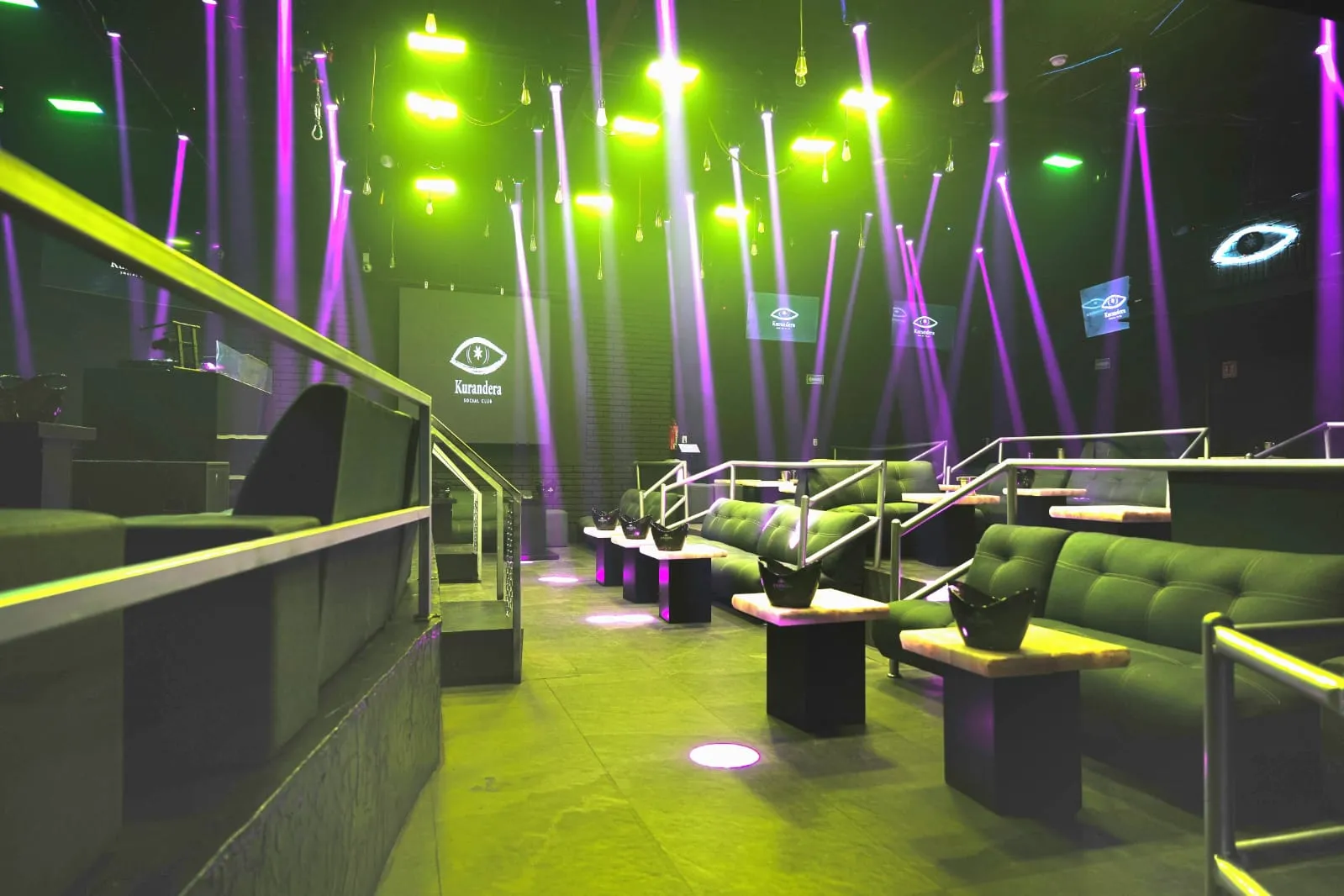 Antro Pedregal 3 — zona VIP