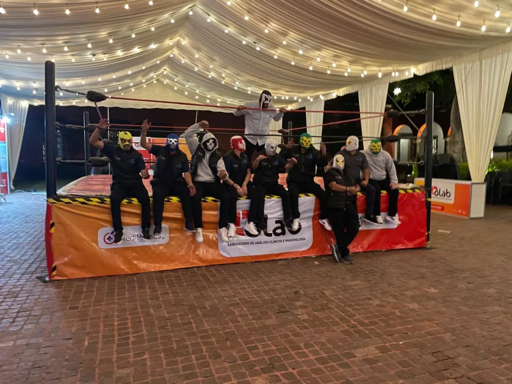 Lucha libre en vivo para activacion de marca