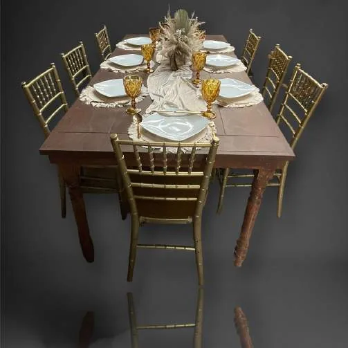 Mesa country con sillas tiffany en renta para eventos CDMX