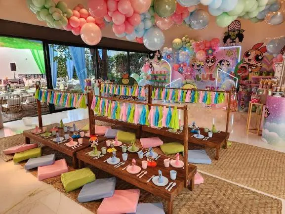 Mesa picnic en renta para eventos al aire libre en CDMX