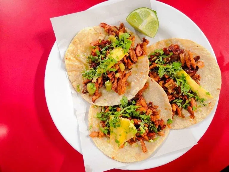 Trompo de tacos al pastor para taquiza a domicilio en CDMX