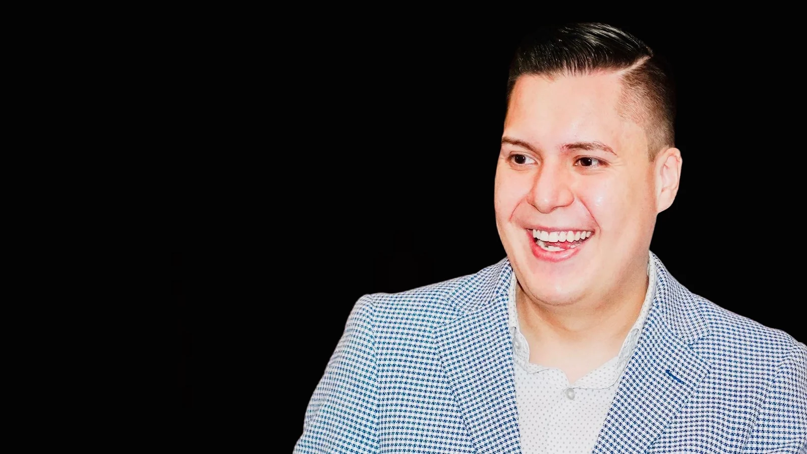 Mago Sam, show de magia, mentalismo y comedia para empresas en CDMX