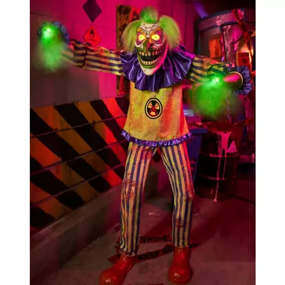 Animatrónico Nozzles de 1.82 m para renta en eventos de Halloween en CDMX