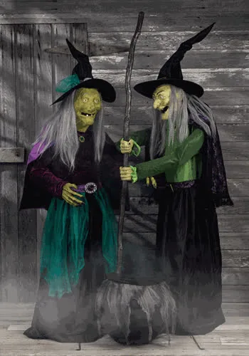 Animatrónico Dos Brujas de 1.98 m para renta en eventos de Halloween en CDMX